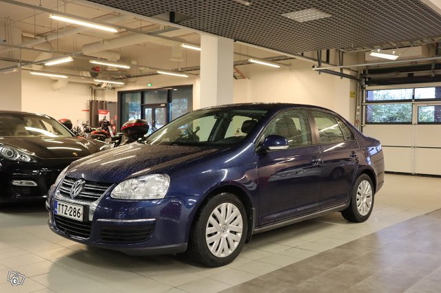 Volkswagen Jetta 1