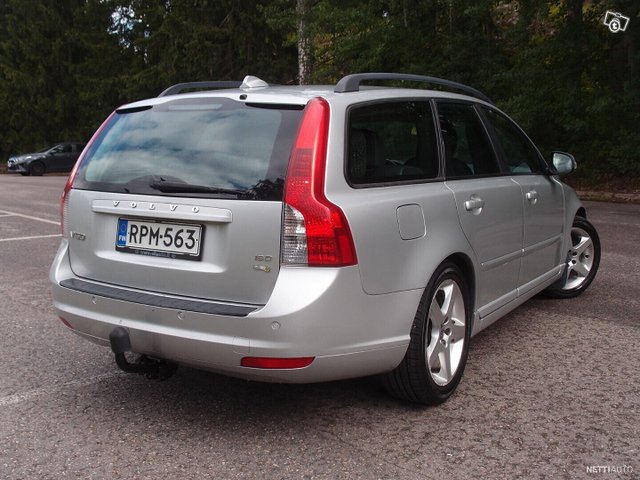 Volvo V50 4