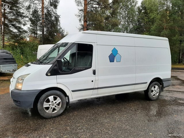 Ford Transit 8