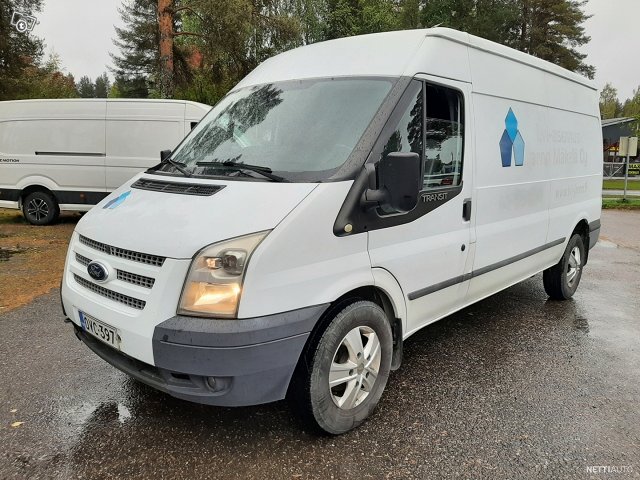 Ford Transit 9