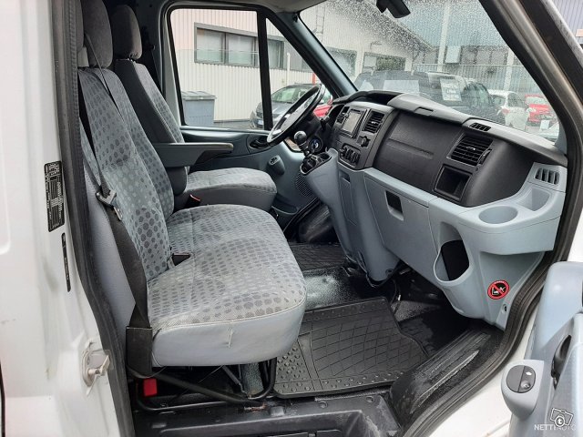 Ford Transit 14