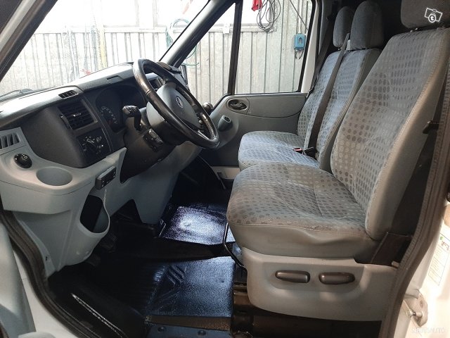 Ford Transit 17