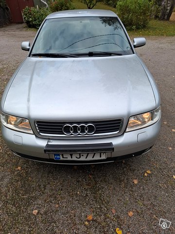 Audi A4 1