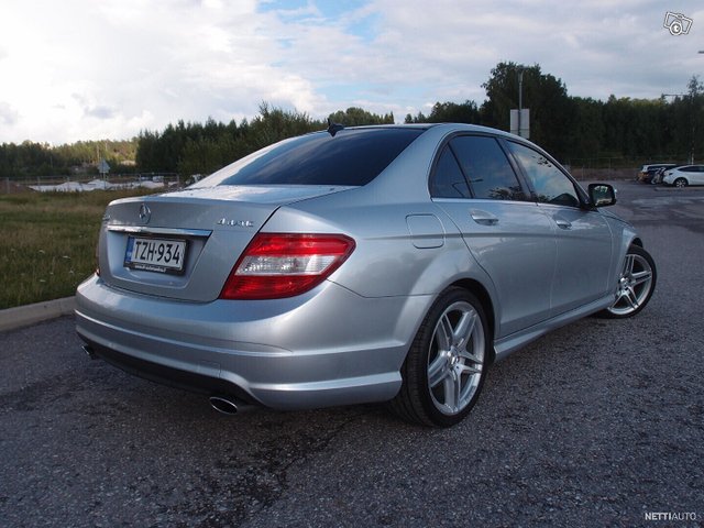 Mercedes-Benz C 16