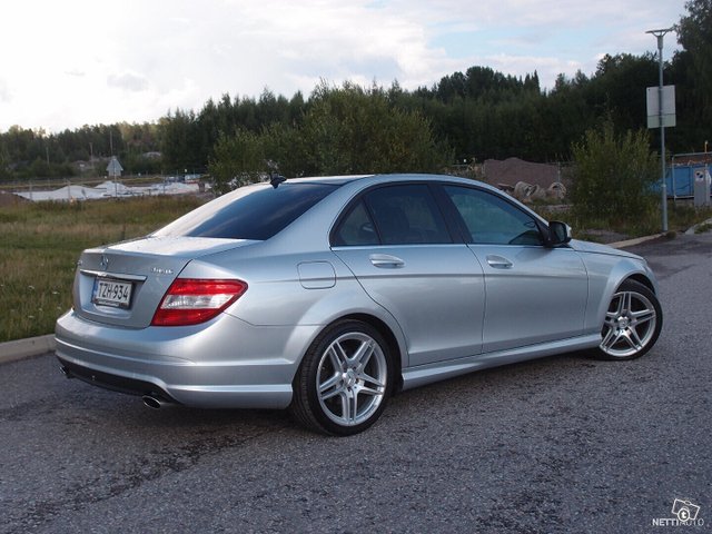 Mercedes-Benz C 24