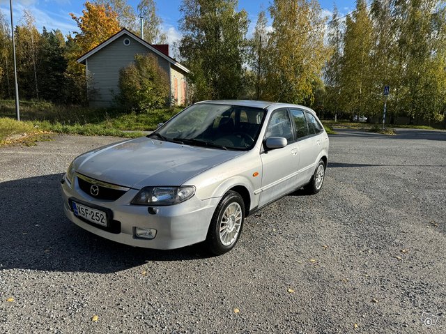 Mazda 323, kuva 1