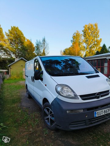 Opel Vivaro 1