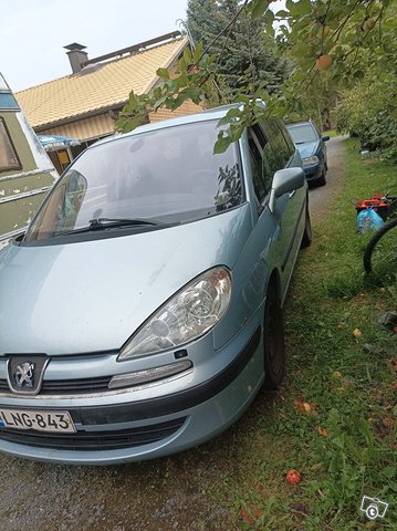 Peugeot 807 1