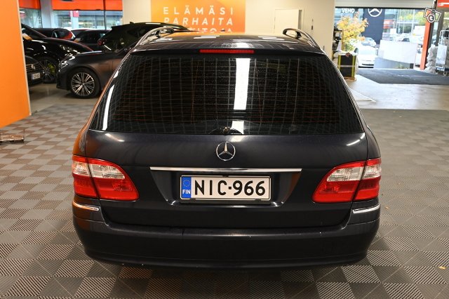 Mercedes-Benz E 3