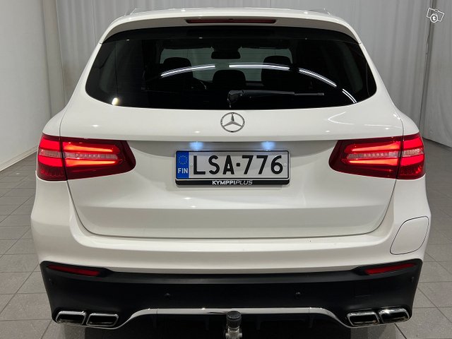 Mercedes-Benz GLC 5