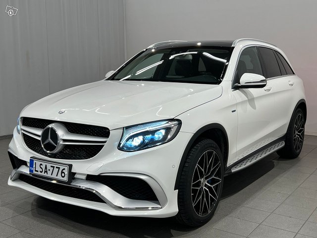 Mercedes-Benz GLC 7