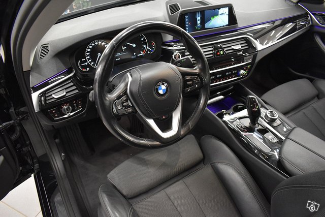 BMW 520 17