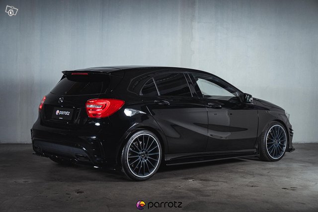 Mercedes-Benz A 45 AMG 4