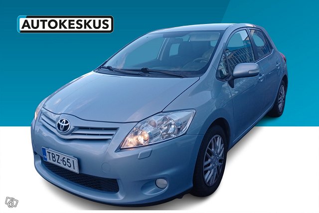 Toyota Auris 1