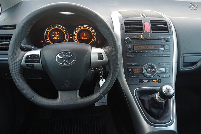 Toyota Auris 3