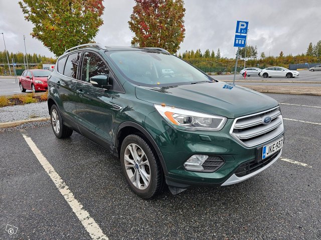 Ford Kuga, kuva 1