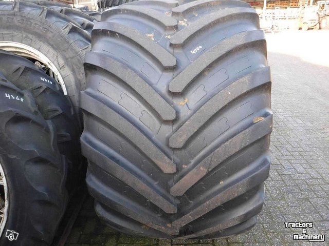 Puimurin renkaat 1050/50R32 BKT AGRIMAX RT 600