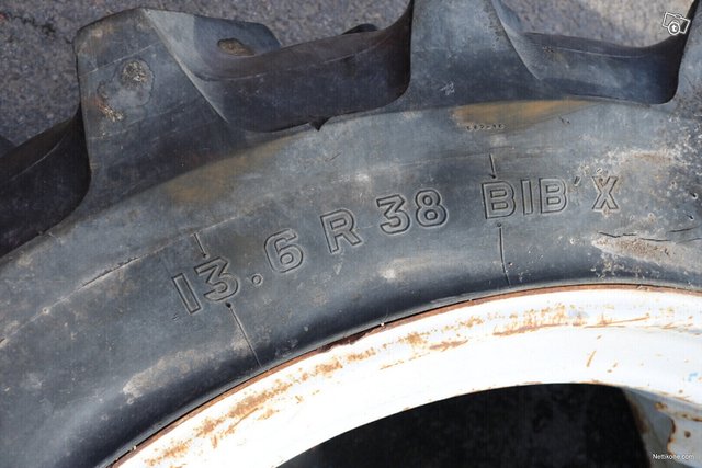 Michelin 13.6x38 2