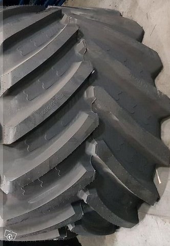 Uudet renkaat 900/60R32 BKT AGRIMAX TERIS 185A8/18