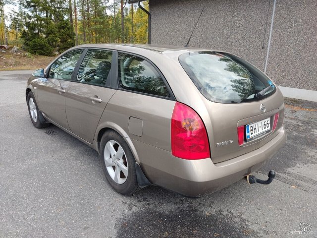 Nissan Primera 3