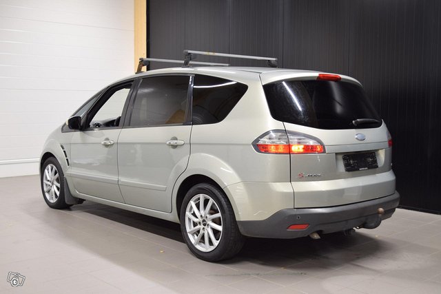 Ford S-MAX 5