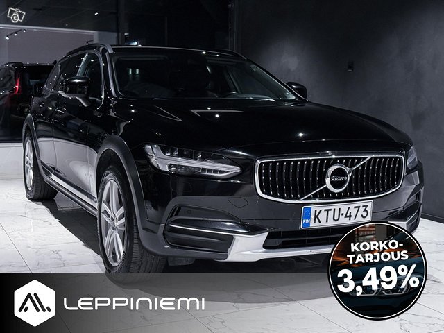 Volvo V90 Cross Country 3