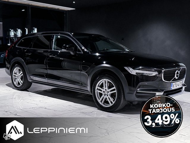 Volvo V90 Cross Country 4