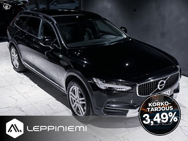 Volvo V90 Cross Country 5