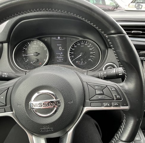 Nissan Qashqai 13