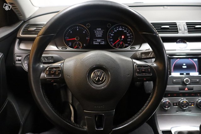 Volkswagen Passat 8