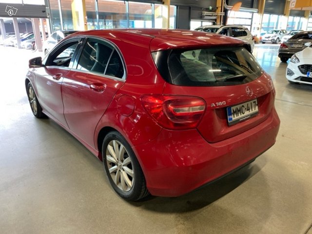 Mercedes-Benz A 2