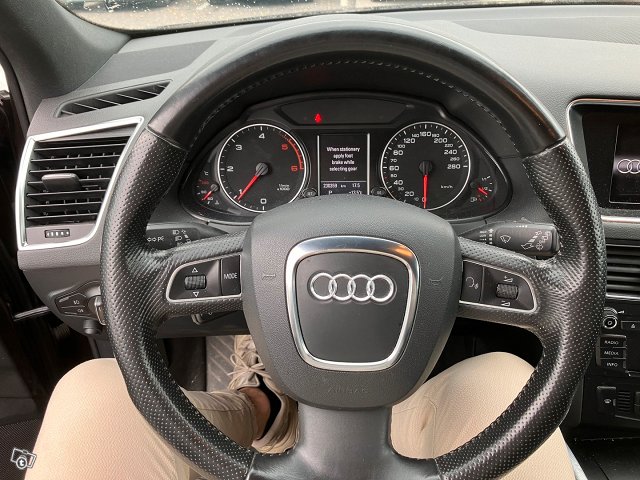 Audi Q5 6