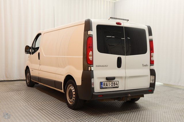 Renault Trafic 5