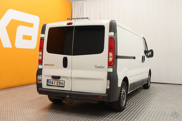 Renault Trafic 7