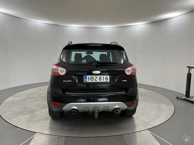 Ford Kuga 9