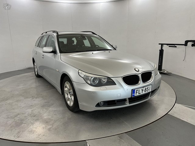 BMW 520 11