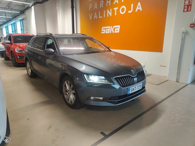 Skoda Superb 1