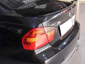 BMW 3-sarja E90 sedan takakontin lippa, Lisvarusteet ja autotarvikkeet, Auton varaosat ja tarvikkeet, Kerava, Tori.fi