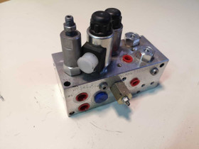 Hydrauliikan jakotukki Hydac 2302583, Muut koneet ja tarvikkeet, Työkoneet ja kalusto, Luumäki, Tori.fi Hydrauliikan jakotukki Hydac 2302583, Muut koneet ja tarvikkeet, Työkoneet ja kalusto, Luumäki, Tori.fi