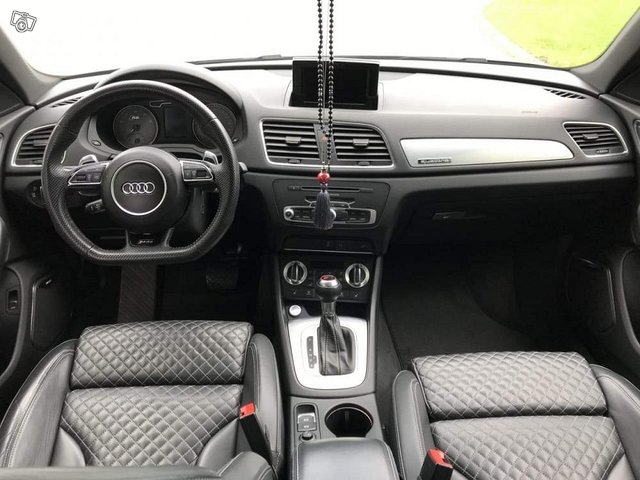 Audi Q3 RS 2.0tfsi tax free 6