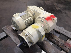 Vaihdemoottori 1,1kW-930/(11,3.87) rpm, Sähkötarvikkeet, Rakennustarvikkeet ja työkalut, Luumäki, Tori.fi Vaihdemoottori 1,1kW-930/(11,3.87) rpm, Sähkötarvikkeet, Rakennustarvikkeet ja työkalut, Luumäki, Tori.fi
