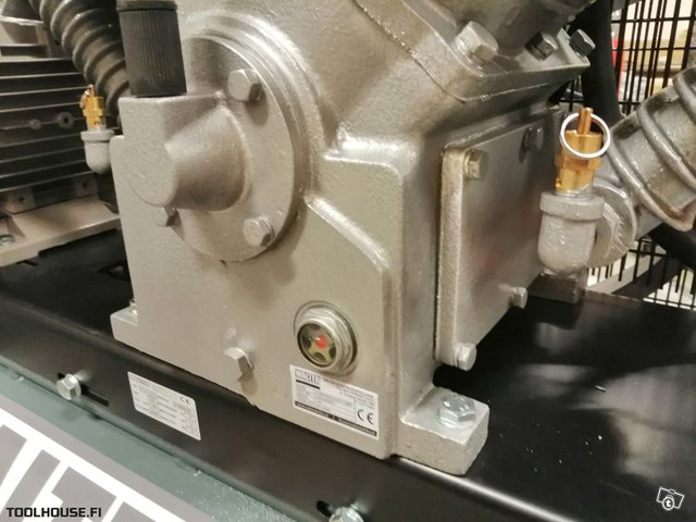 Valurauta kompressori 7.5kw Walter GK 1400 6