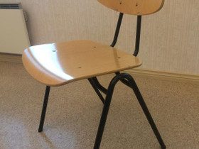 Koulutuoli vanha. Pinottava malli, Pöydät ja tuolit, Sisustus ja huonekalut, Turku, Tori.fi Koulutuoli vanha. Pinottava malli, Pöydät ja tuolit, Sisustus ja huonekalut, Turku, Tori.fi