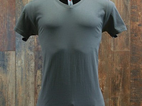 A171 V-Neck T-Paita, Vaatteet ja kengät, Kokkola, Tori.fi A171 V-Neck T-Paita, Vaatteet ja kengät, Kokkola, Tori.fi