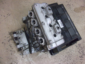 Kawasaki ZX9R v.1998- 2003 moottori osina tai koko, Moottoripyrn varaosat ja tarvikkeet, Mototarvikkeet ja varaosat, Oulu, Tori.fi
