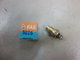 Nestelämpöanturi Renault/Citroen FAE30260 (FAE3026, Autovaraosat, Auton varaosat ja tarvikkeet, Oulu, Tori.fi Nestelämpöanturi Renault/Citroen FAE30260 (FAE3026, Autovaraosat, Auton varaosat ja tarvikkeet, Oulu, Tori.fi