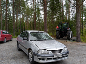 Toyota Avensis -99 osina, Autovaraosat, Auton varaosat ja tarvikkeet, Kuhmo, Tori.fi