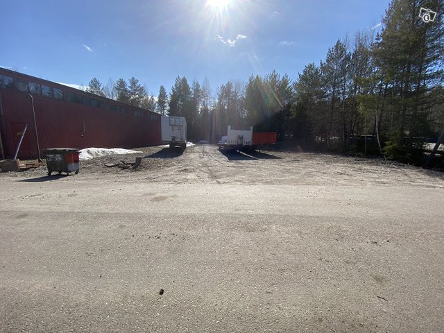 Vuokrataan Nummela noin 1000 m2 pihatilaa ulkovarastointiin, kuva 1