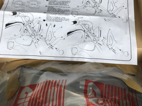 Givi yleismallin tuulisuojan kiinnikkeet Custom, Moottoripyörän varaosat ja tarvikkeet, Mototarvikkeet ja varaosat, Alavus, Tori.fi Givi yleismallin tuulisuojan kiinnikkeet Custom, Moottoripyörän varaosat ja tarvikkeet, Mototarvikkeet ja varaosat, Alavus, Tori.fi
