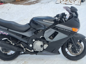 Kawasaki zzr 600 vm 1992, Moottoripyörän varaosat ja tarvikkeet, Mototarvikkeet ja varaosat, Salo, Tori.fi